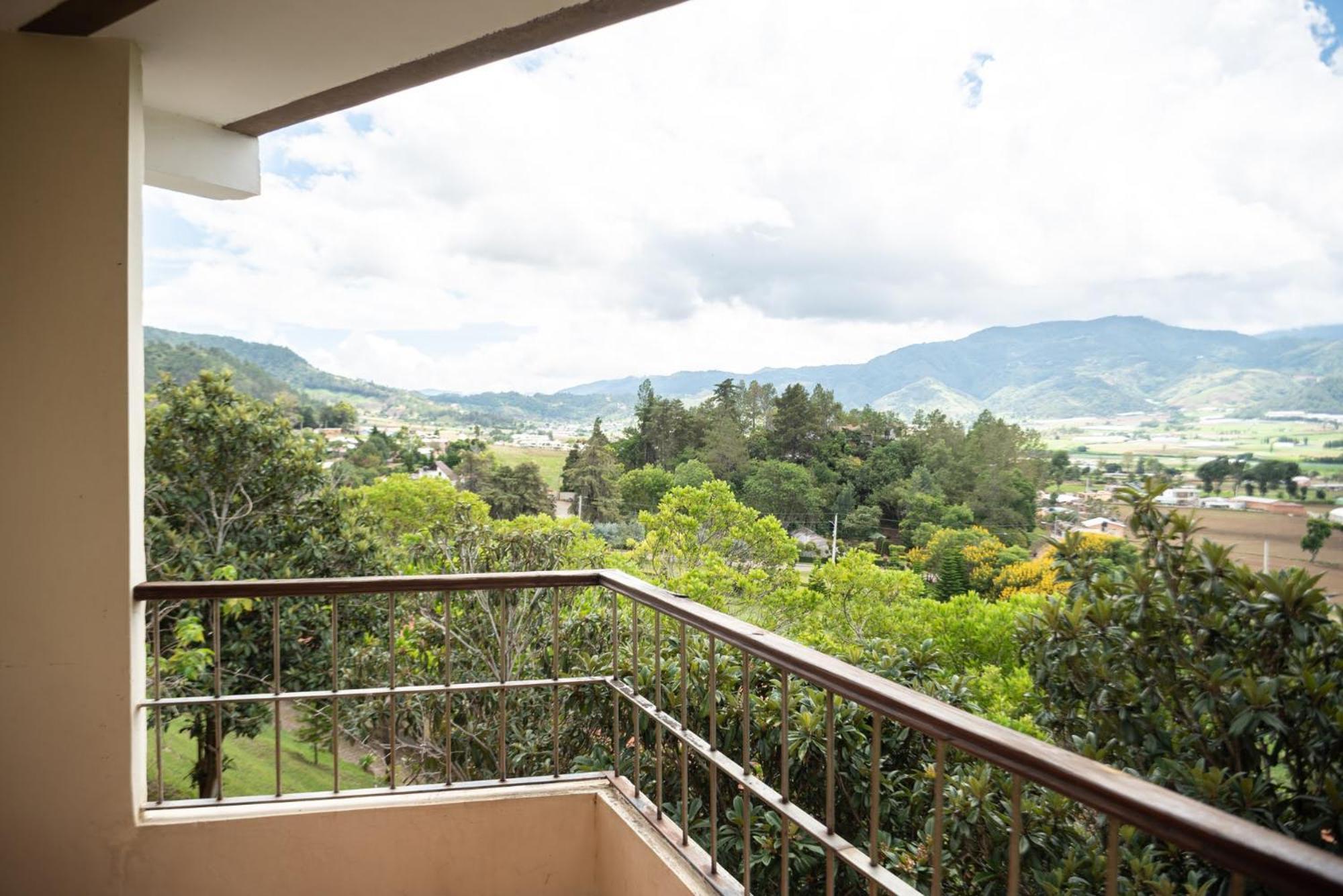Hotel Altocerro Constanza Exterior photo